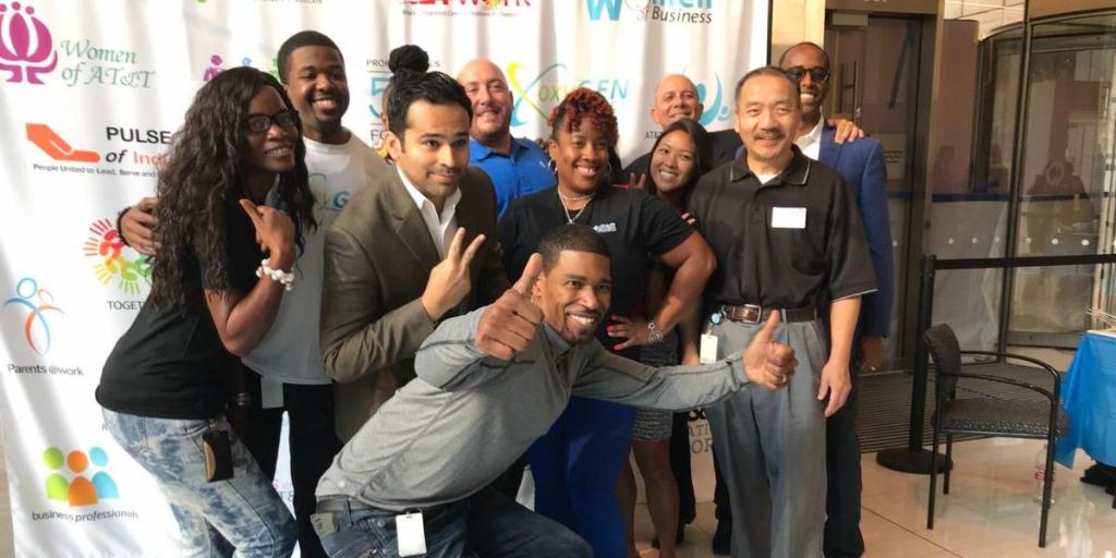 LifeAtATT's tweet photo. With our 2018 Employee Resource Group Conference around the corner, it's only natural we look back to last month's #OurERGThing. Employee Resource Groups around the country cleaned up beaches, gathered food for charity, and posed for their best. #ATTERG18 #LifeAtATT #TBT https://t.co/vJHQC4wwIt