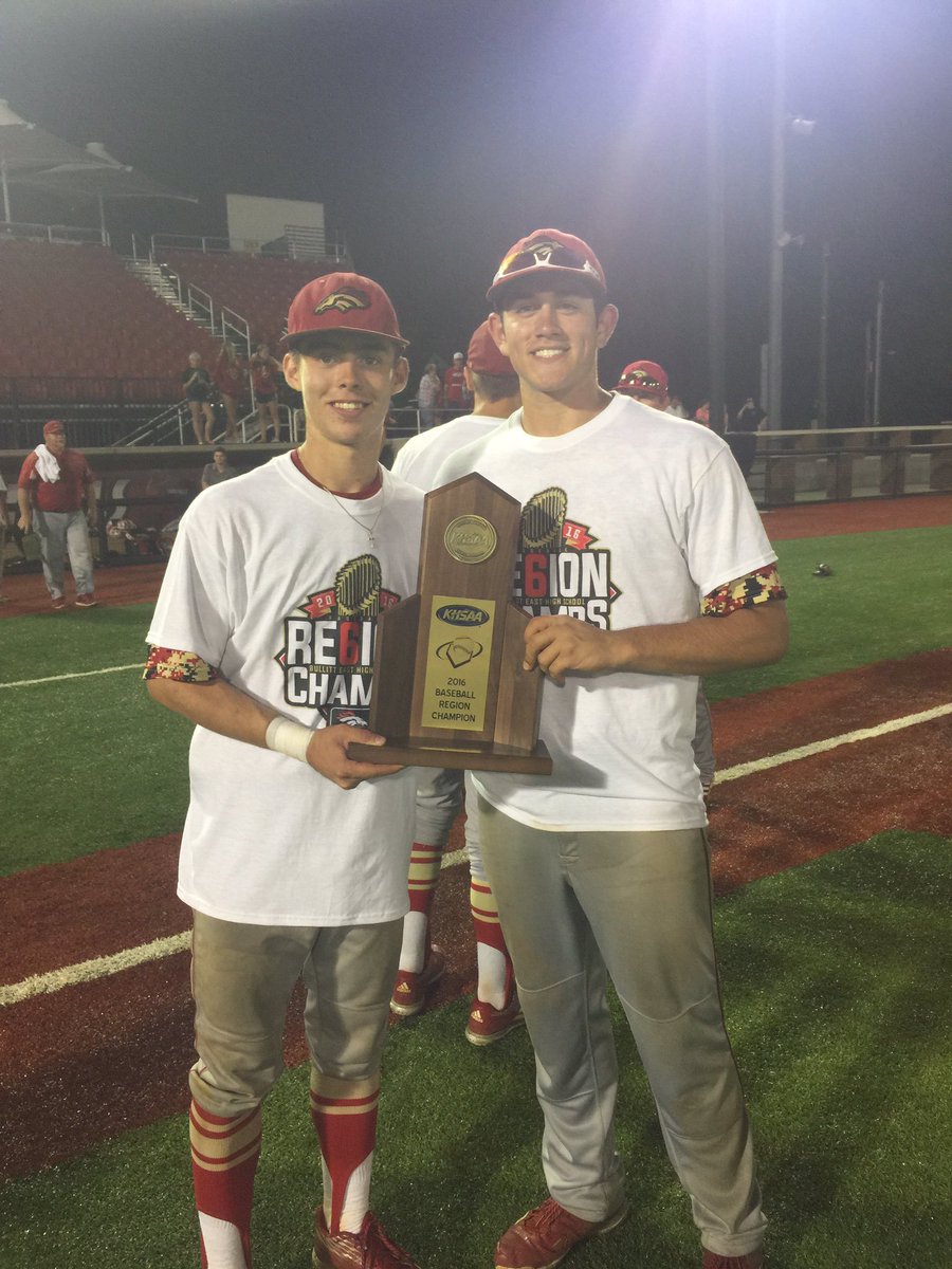 JakeReece25's tweet photo. Happy Birthday to this Stud💪🏻 Hope it's a good one bro✊🏻@JaredRiordan21 https://t.co/FQuMORgC0C