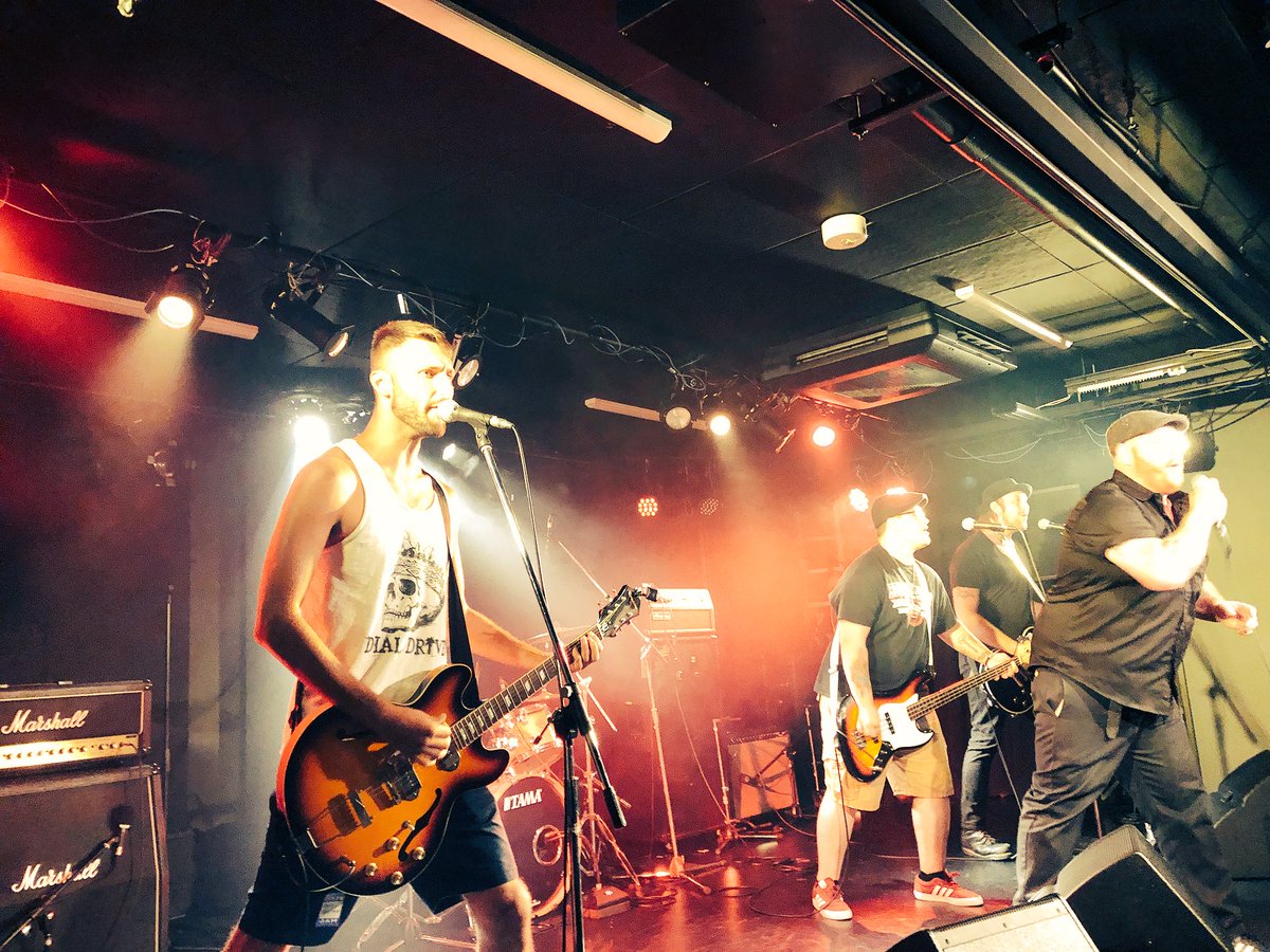 nebula47363826's tweet photo. 最高だ。最高だ。最高だ。
西永福JAMありがとう!
#Nebulaオルタナカ #DOCROTTEN #river(ロマンチック日本代表) https://t.co/4l1fgA0zgZ