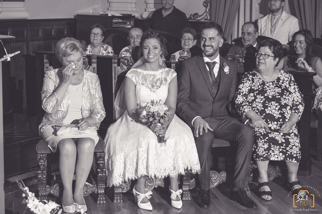 Momentos únicos, emocionantes ...
Boda Ana Y Juan Carlos.
#bodas2019 #Albacete #bodasmolonas #almansa #cuenca