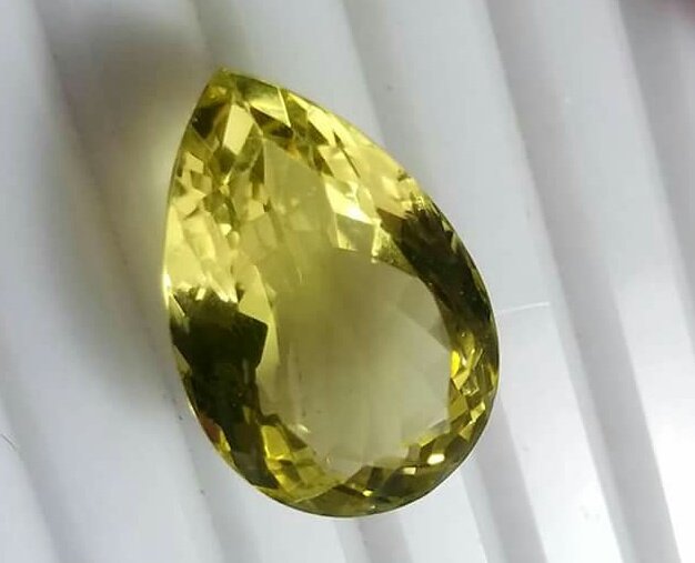 Noorgems4's tweet photo. Awesome Pear Shape #Citrine #gemstone
Weight = 24.45 Carat 
Dimension = 23 × 16 × 13 mm
Price = 15 $ for the whole piece 
Shipping = $ 6 PayPal accepted
#jewelry #Etsy #Handmade #VINTAGE #crystals #crystalhealing #Mineral #boho https://t.co/bmL2WRJyic