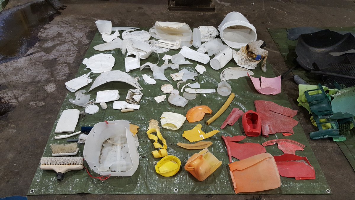 ArcticCruiseOp's tweet photo. AECO participated the third #marinelitter analysis workshop organized by Wageningen Economic Research Arctic Marine Litter project and SALT. By understanding the problem we can address the responsible parties and work towards solutions. #CleanSeas #CleanupSvalbard https://t.co/AP6gdtEJK8