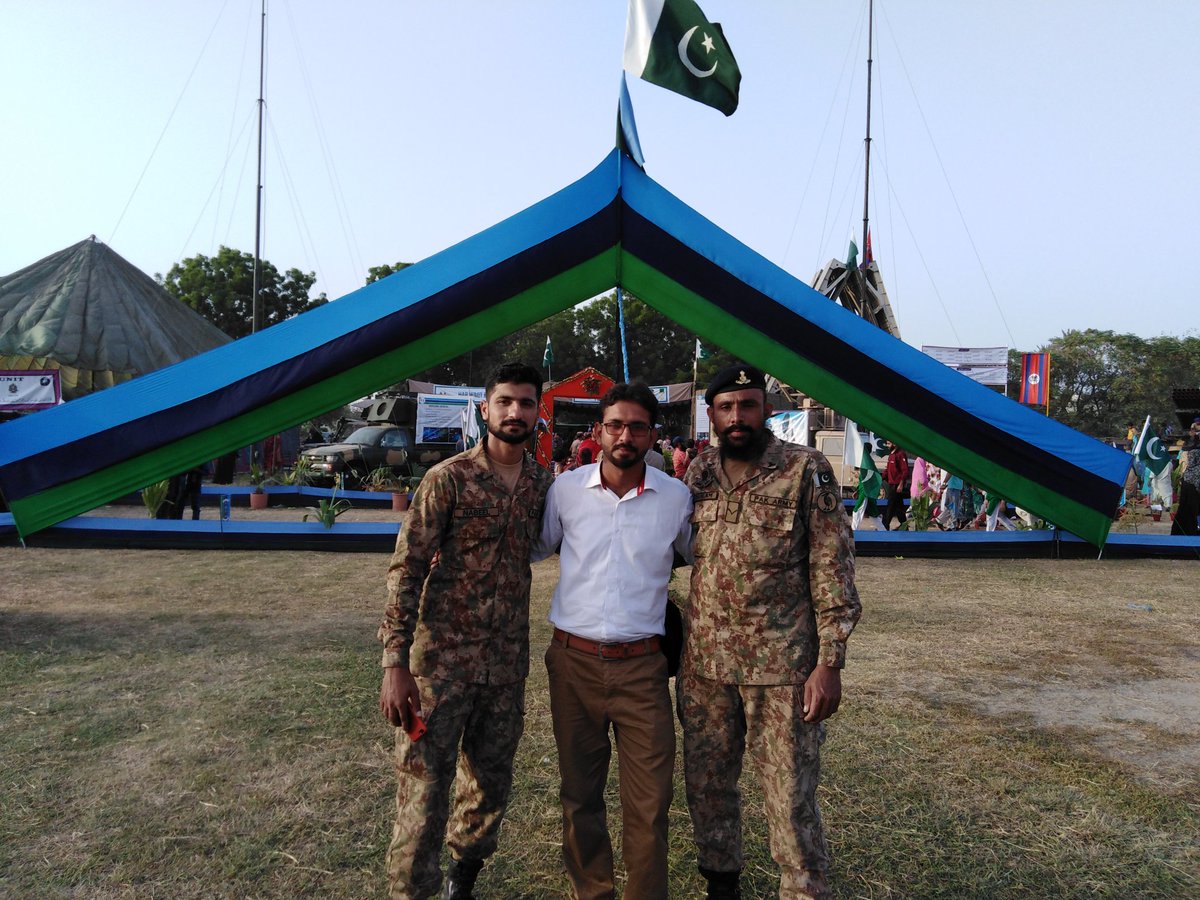 azhariqbalgill's tweet photo. Army is superior and our soldiers are our praise and most precious asset for the sovereignty of our country.
Live long 🇵🇰
Live long pak rmy.
#DefenceAndMartyrsDay
#DefenceDay
#6thSeptember
#PakistanZindabad
#pakarmysymbolizespeace https://t.co/a2acLOwTD1