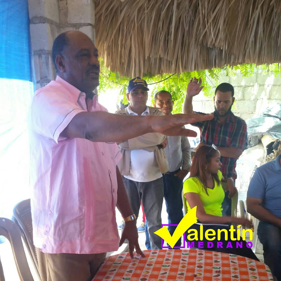 ProfValentinM's tweet photo. Con una calida y entusiasta bienvenida nos recibieron en #Camboya el sabado 01, para la juramentacion del equipo de trabajo para #ValentinMedrano #elsenadorquequeremos https://t.co/BcqnhX41Kh