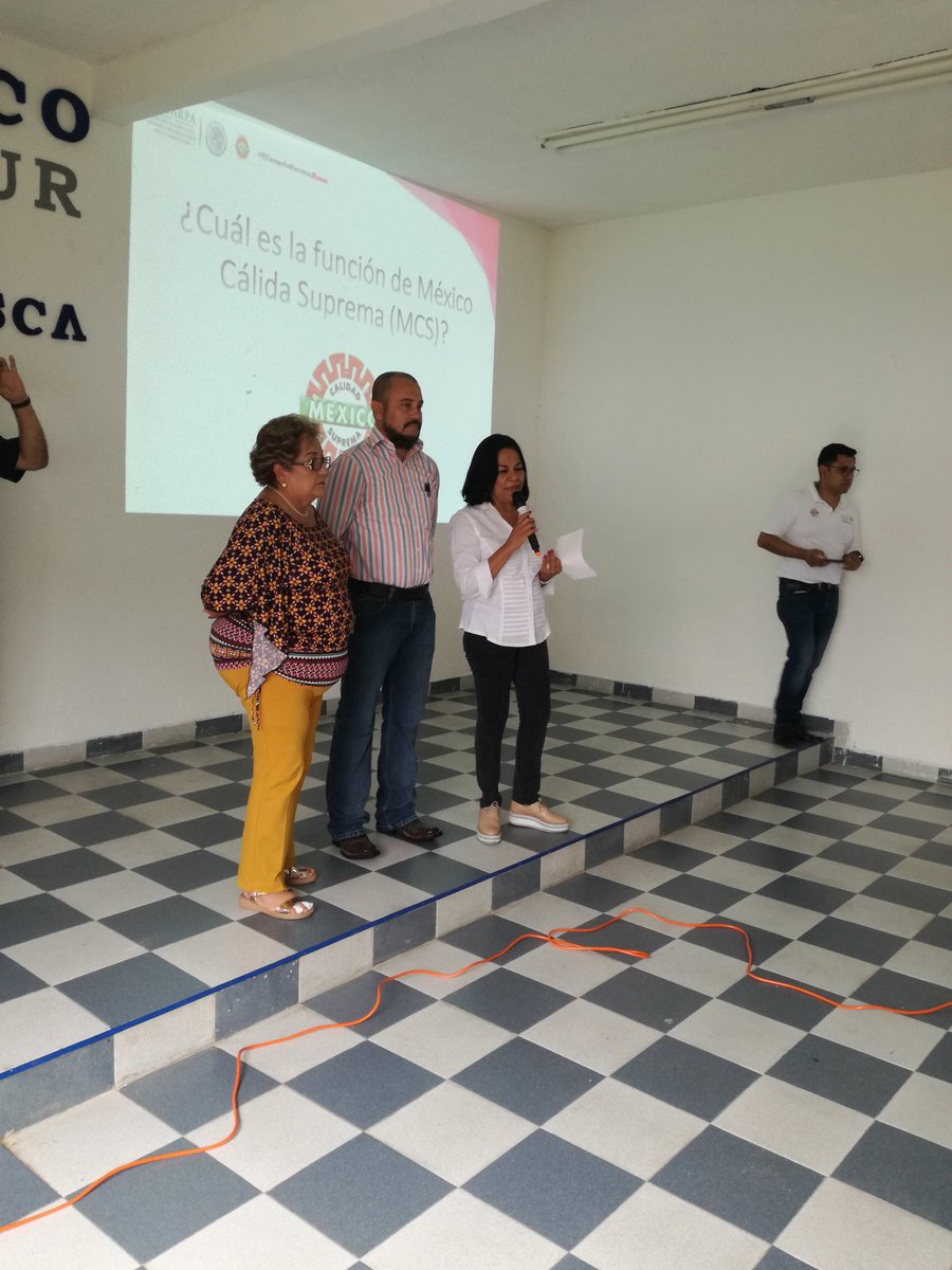 Marcelachiapas's tweet photo. En el Municipio de Villaflores #SAGARPACHIAPAS #ElCampoEnNuestrasManos y #MexicoCalidadSuprema da inicio al segundo  Taller Post—Produccion Valor Agregado, con la participación activa de Mujeres y Hombres de la Region Frailesca https://t.co/GFM3M2SSEy