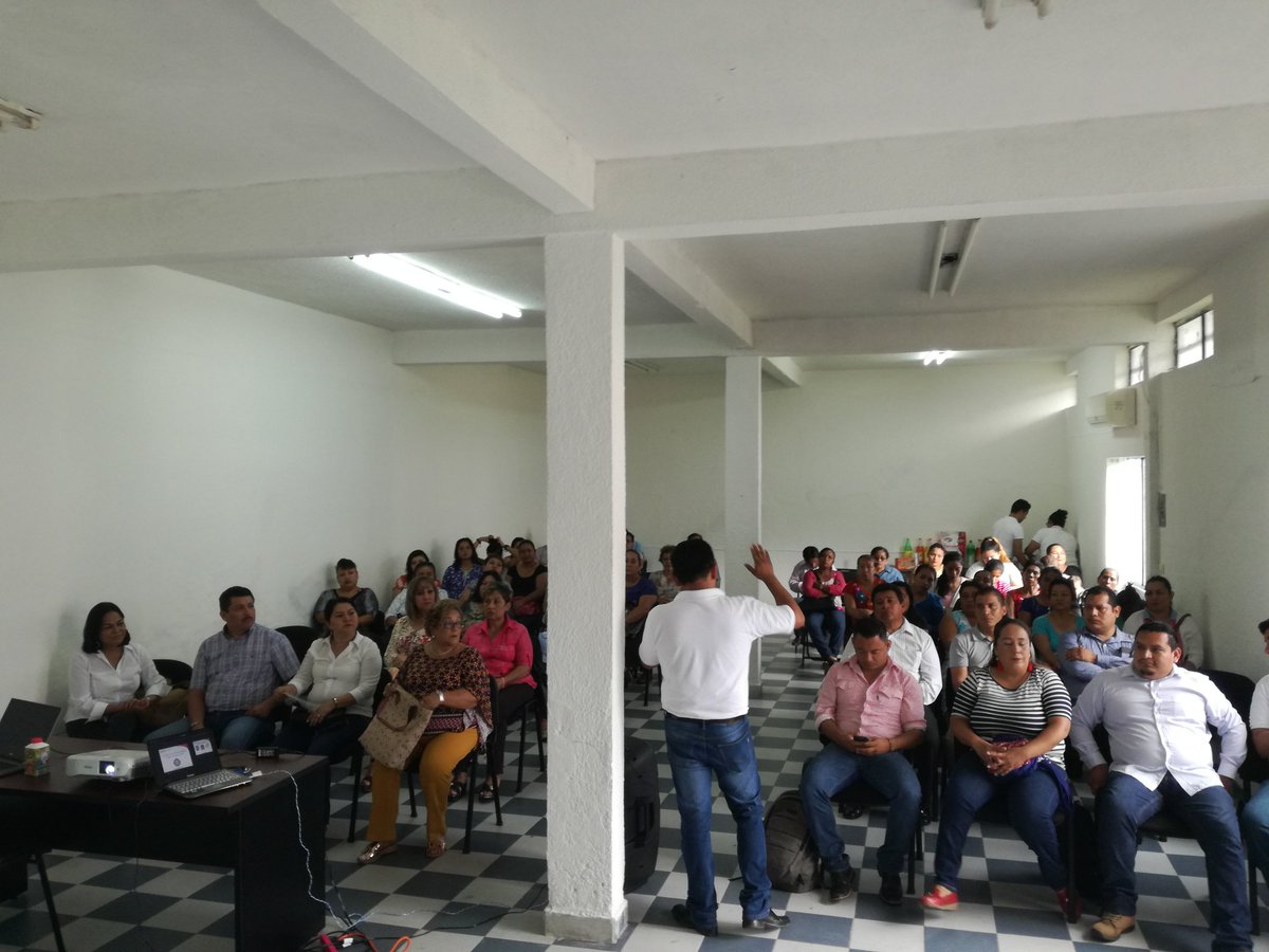 Marcelachiapas's tweet photo. En el Municipio de Villaflores #SAGARPACHIAPAS #ElCampoEnNuestrasManos y #MexicoCalidadSuprema da inicio al segundo  Taller Post—Produccion Valor Agregado, con la participación activa de Mujeres y Hombres de la Region Frailesca https://t.co/GFM3M2SSEy