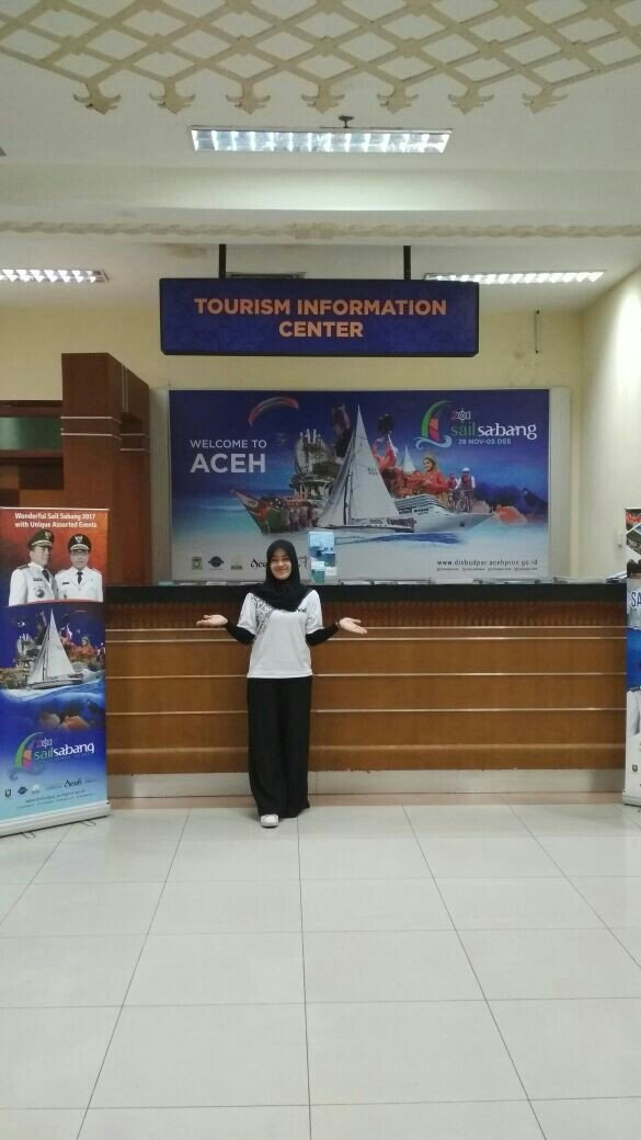 <a href="/genpiaceh/">GenPI Aceh</a> <a href="/iloveaceh/">Komunitas @iloveaceh</a> <a href="/aceh_disbudpar/">Disbudpar Aceh</a> <a href="/genpi_id/">Generasi Pesona Indonesia</a> <a href="/donkardono/">aryosatyo dk</a> Mau tau lagi? Yang lebih seru lagi genks, saya bisa ikut bareng rombongan Menteri Pariwisata, bapak Arief Yahya untuk melihat langsung persiapan Sail Sabang, sungguh pengalaman yg luar biasa genks, jadi rindu..😍 #2thGenPIAceh
