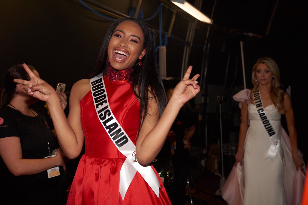 MissRIteenusa's tweet photo. Mood because tomorrow is the beginning of pageant weekend(7-9th) for Rhode Islandโs state pageant!! Starting off with interviews for the Teenโs and Missโs at Veterans Memorial Auditorium! ๐ฑ๐ญ๐
#missriteenusa #missriusa #pageantweekend #interviews https://t.co/KYw2mxnn0b