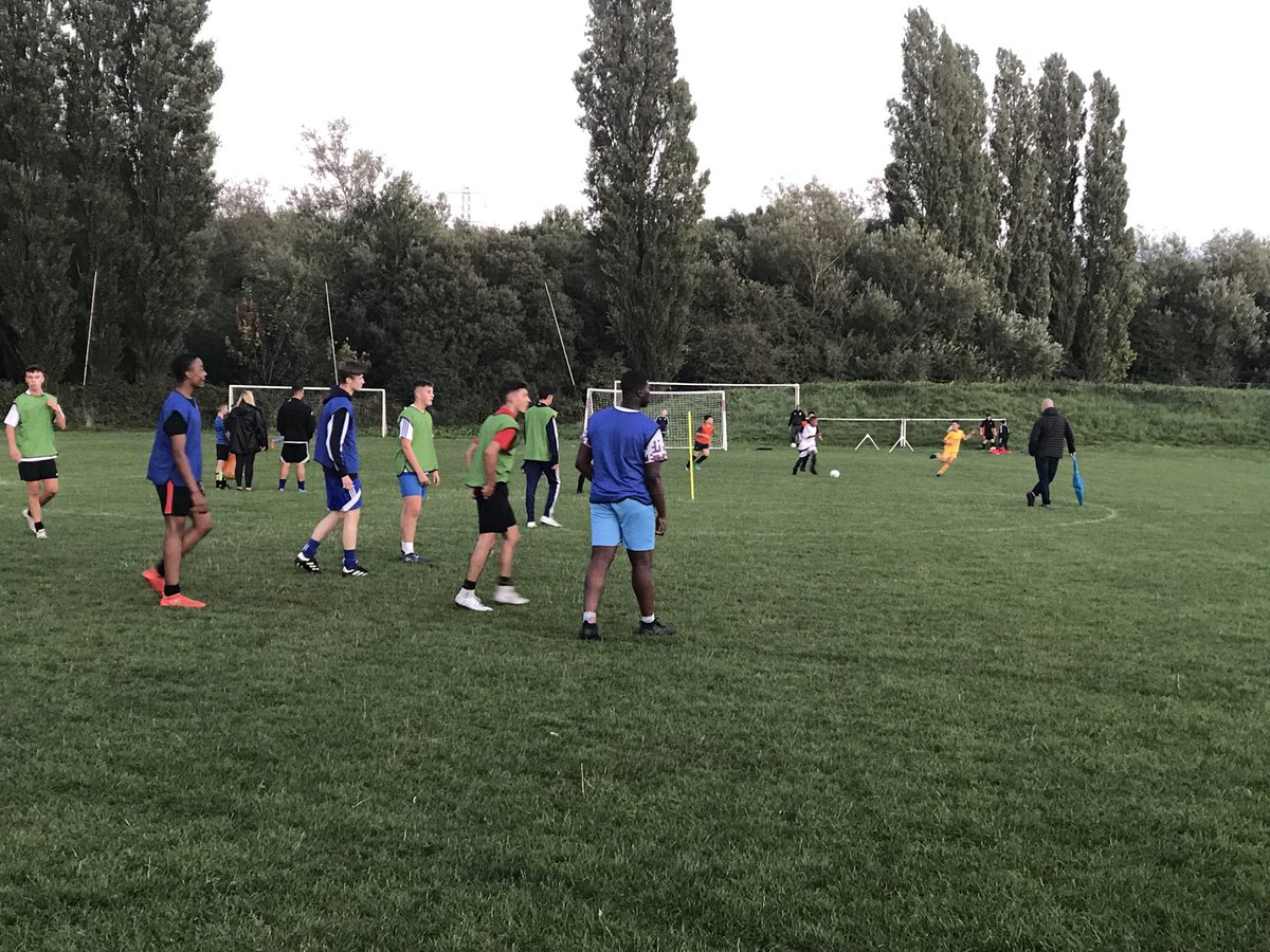 afcbhamydc's tweet photo. Training at “wembley”  sees our senior team(u18) &amp; under 11s enjoying their sessions #enjoydevelopprogress #afcbham https://t.co/nkM7vrScqP