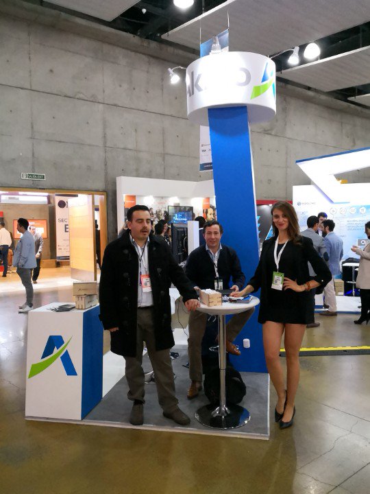 AkzioChile's tweet photo. #AmericaDigital @americadigital2 https://t.co/5tYnYq935k