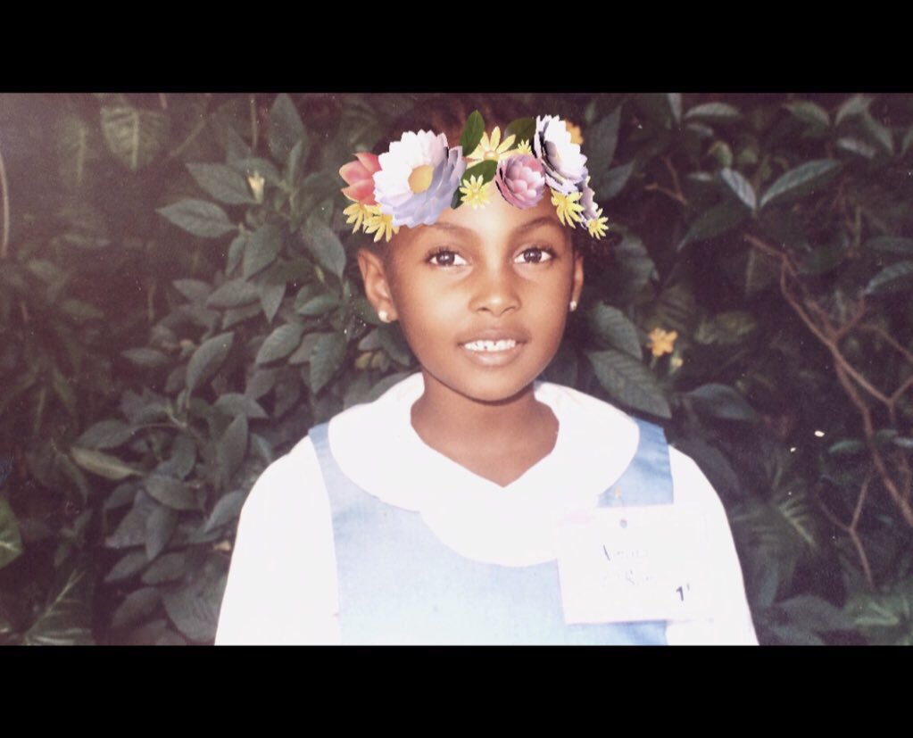 Aminah_Rimi's tweet photo. ❤️💫

#GlowUpThread 
#GloUpChallenge https://t.co/DunRsKkUaE