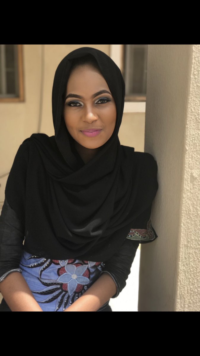 Aminah_Rimi's tweet photo. ❤️💫

#GlowUpThread 
#GloUpChallenge https://t.co/DunRsKkUaE