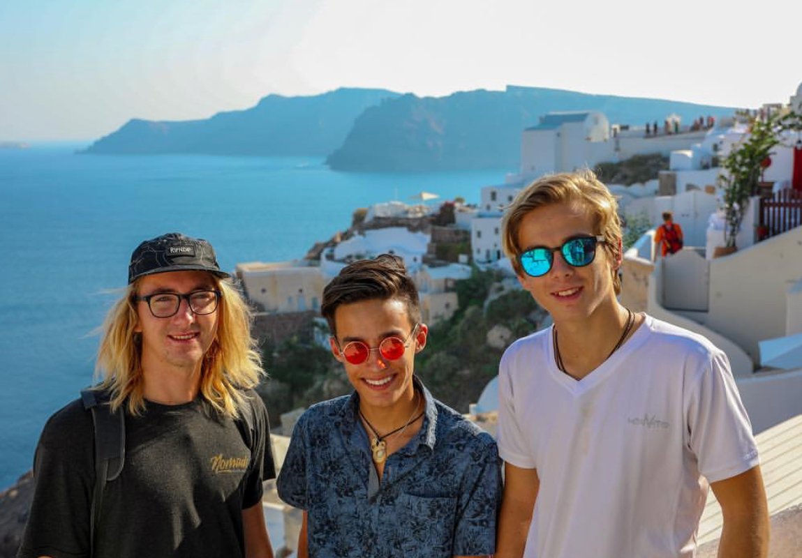 AirTreks's tweet photo. This rad family took the trip of a lifetime around the world. Their trek was so epic, we decided to name an itinerary after them. Check out the Nomads Media Group AirTrek here: https://t.co/NlH8mowoxE 

#TrekTheWorld #NomadFamily #RTW #AroundTheWorldTrip https://t.co/3JMGbwHyII