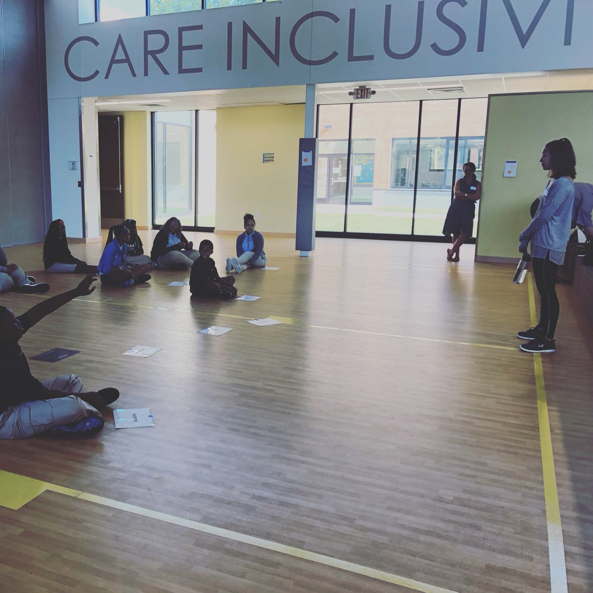 Ignitewus's tweet photo. Ella, Ursula in our upcoming production of Bye Bye Birdie, cake to La Salle to talk to our students about auditioning and answer questions! #BeASPARK #stlyouththeatre #STLCharterSchools #ArtsEducation https://t.co/o6HgRx20lu