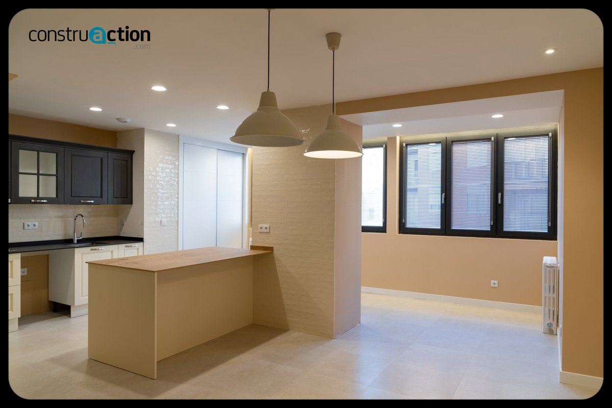construaction's tweet photo. Impresionante reforma de vivienda en #Valladolid que estamos deseosos de contaros... ¡¡Qué gran cambio!! 💯
Moderna, funcional, cálida... ¡Y clientes muy satisfechos! https://t.co/m8HiQL9uIV