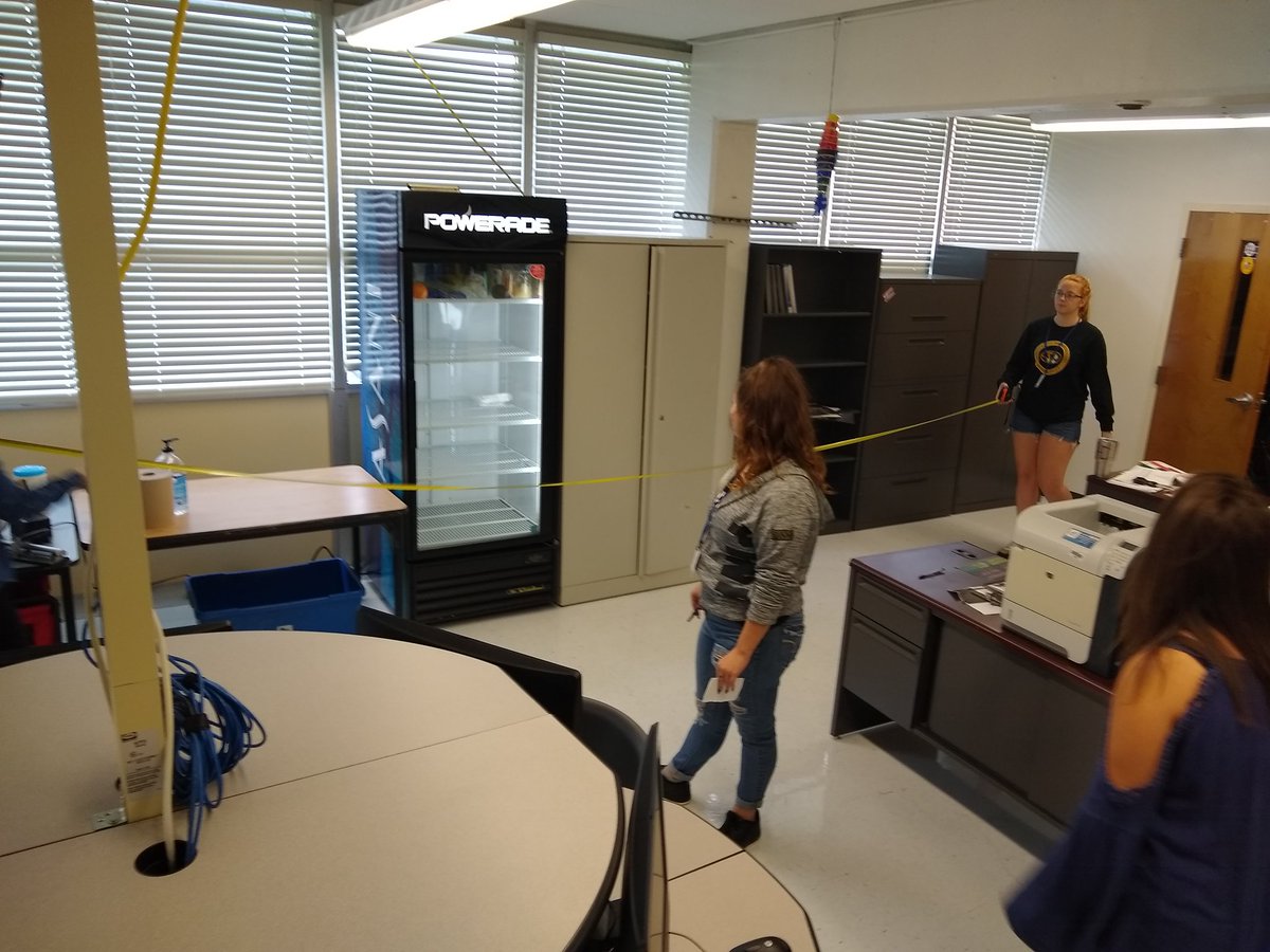 MrsCDameron's tweet photo. Adv Fashion students are collaborating with the @HHShiveFAmily & @ShadEMcGuire to add textiles to their work spaces. Sketching, measuring, problem solving & assessing client needs took a lot of teamwork today! #HillcrestFACS #EngagingRelevantPersonal https://t.co/DuD2ouKqC9