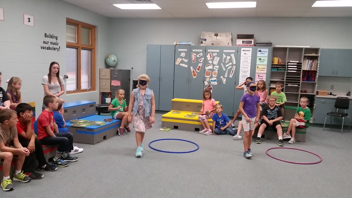 cellogrl33's tweet photo. Having fun in music class at OAC by listening to instruments and being guided to them while blindfolded! @OacSchool https://t.co/IT1wwwjj5U
