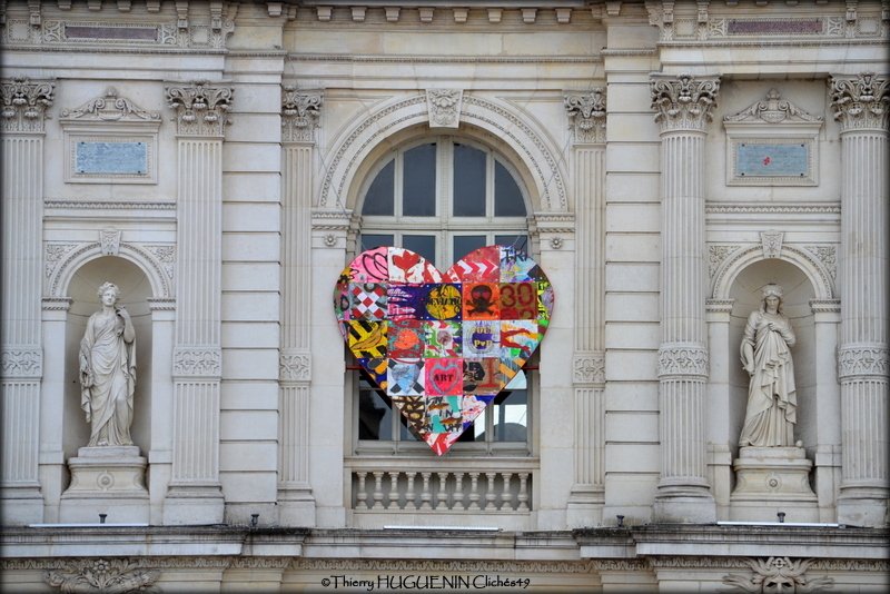 Cliches49's tweet photo. Les Accroche-Cœurs 2018 : Jour J-2!
Les rues de la la Ville d'Angers commencent à se métamorphosés pour #Laparenthèseenchantier, thématique de cette année, pour ne pas perdre l'ambiance des grands travaux que la ville connait depuis quelques mois. #AccrocheCoeurs2018  #Angers https://t.co/eMRUQ6KCdL