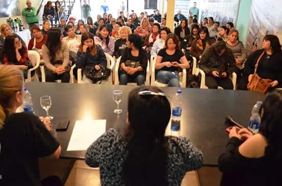 Excelente jornada de la Mujer en CGT Zona Norte donde la compañera Karina Moyano hablo sobre la importancia de la mujer en el Gremialismo,la Politica,la Militancia y el Trabajo Social