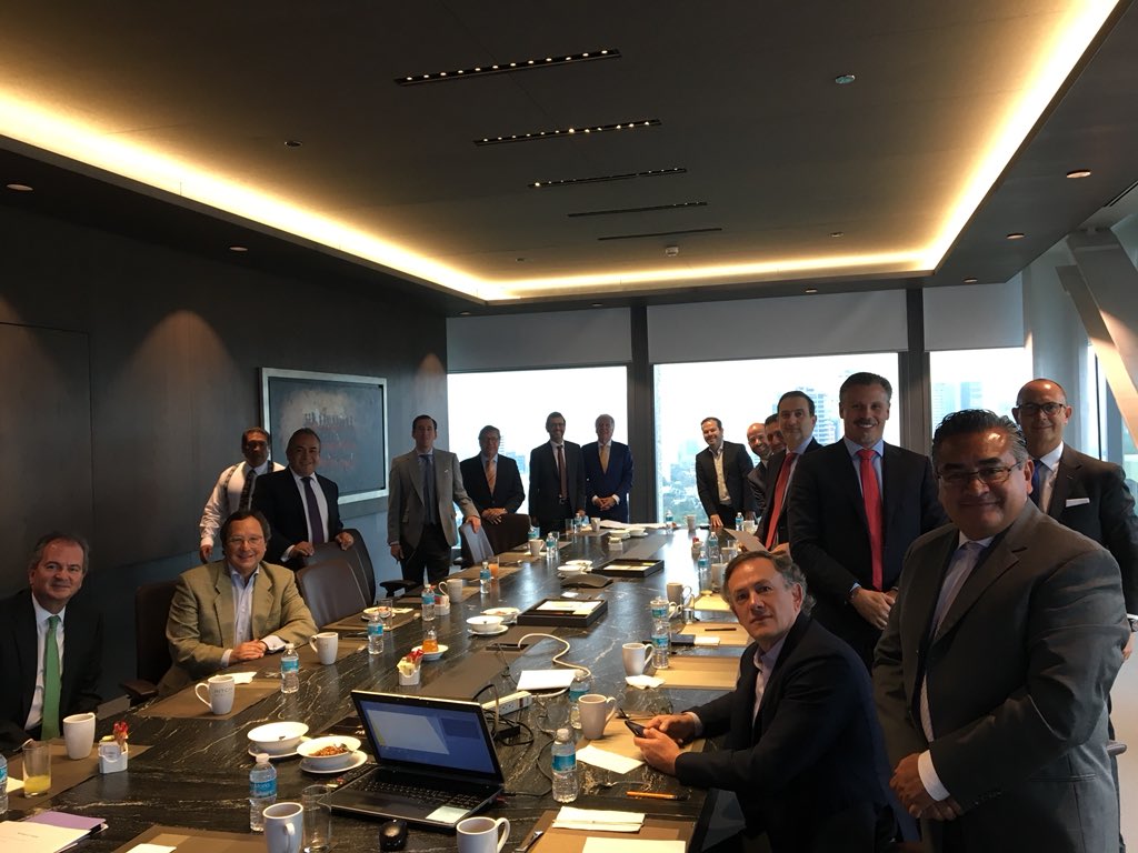 chgamez's tweet photo. Thanks to the Mexican Chapter of @ALABuzz for inviting me to speak with a great group of law firm partners and managers in Mexico City.  I learned a lot about the state of the local #legalindustry today. The view at @RitchMuellerMX’s office was not too shabby either! #workatTR https://t.co/FbjAom5ZM8