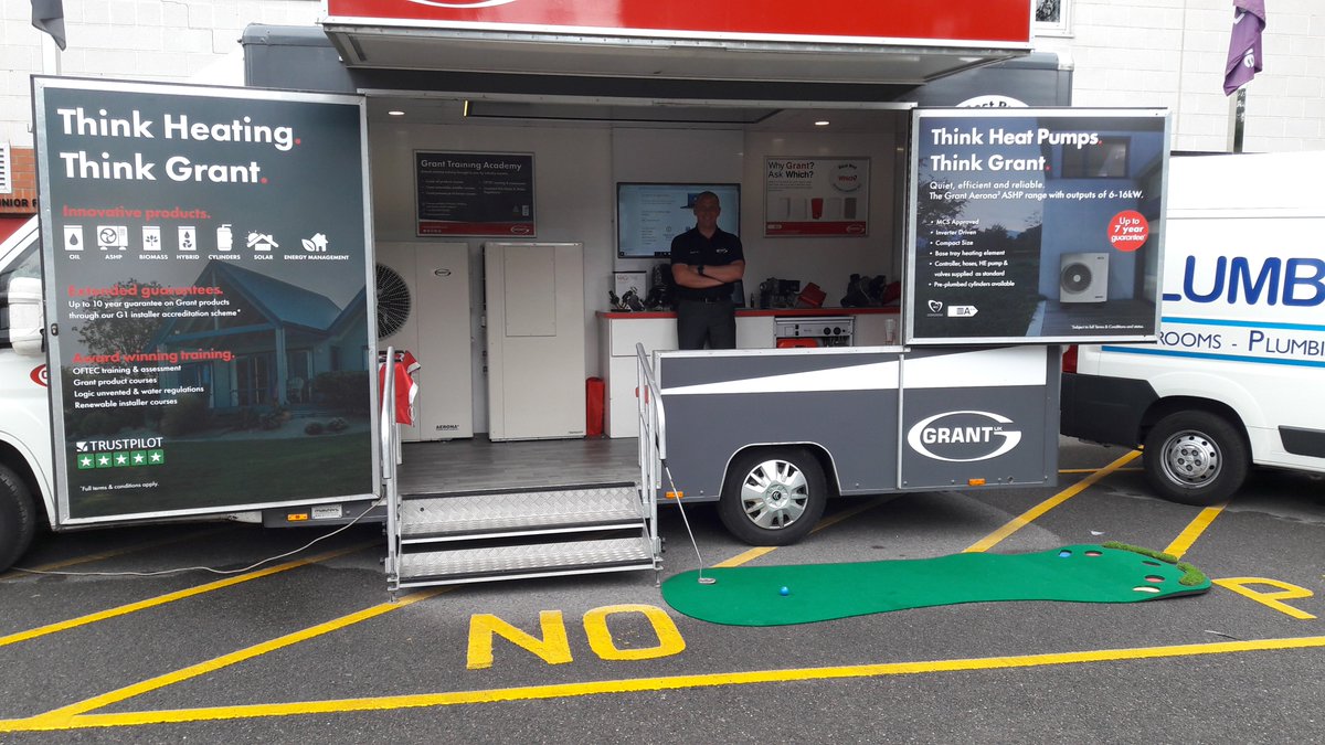 myGrantUK's tweet photo. Gareth and Stewart are all set up @PlumbstopLtd #Bournemouth for their #tradeday! Pop over and challenge them to a game of golf! #displayvan https://t.co/KUzTCuw3Qa