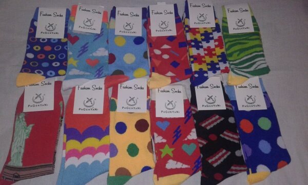 MpiloM3's tweet photo. Happy socks now @MpiloM_Designs 0837066551 contact Lelethu to order. South Coast Margate https://t.co/foh41l2fsR