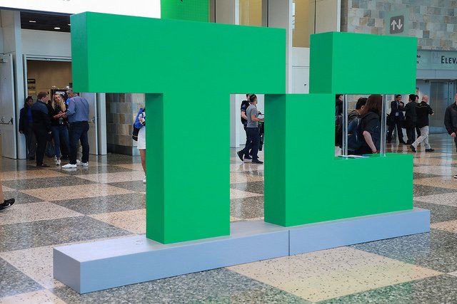 TechCrunch's tweet photo. Ready for Day 2 of Disrupt SF? 

Here's the agenda https://t.co/0DkZvA0HRa 

Watch live on https://t.co/EUiD5URNf7 #TCDisrupt https://t.co/eAUxdo1b5C