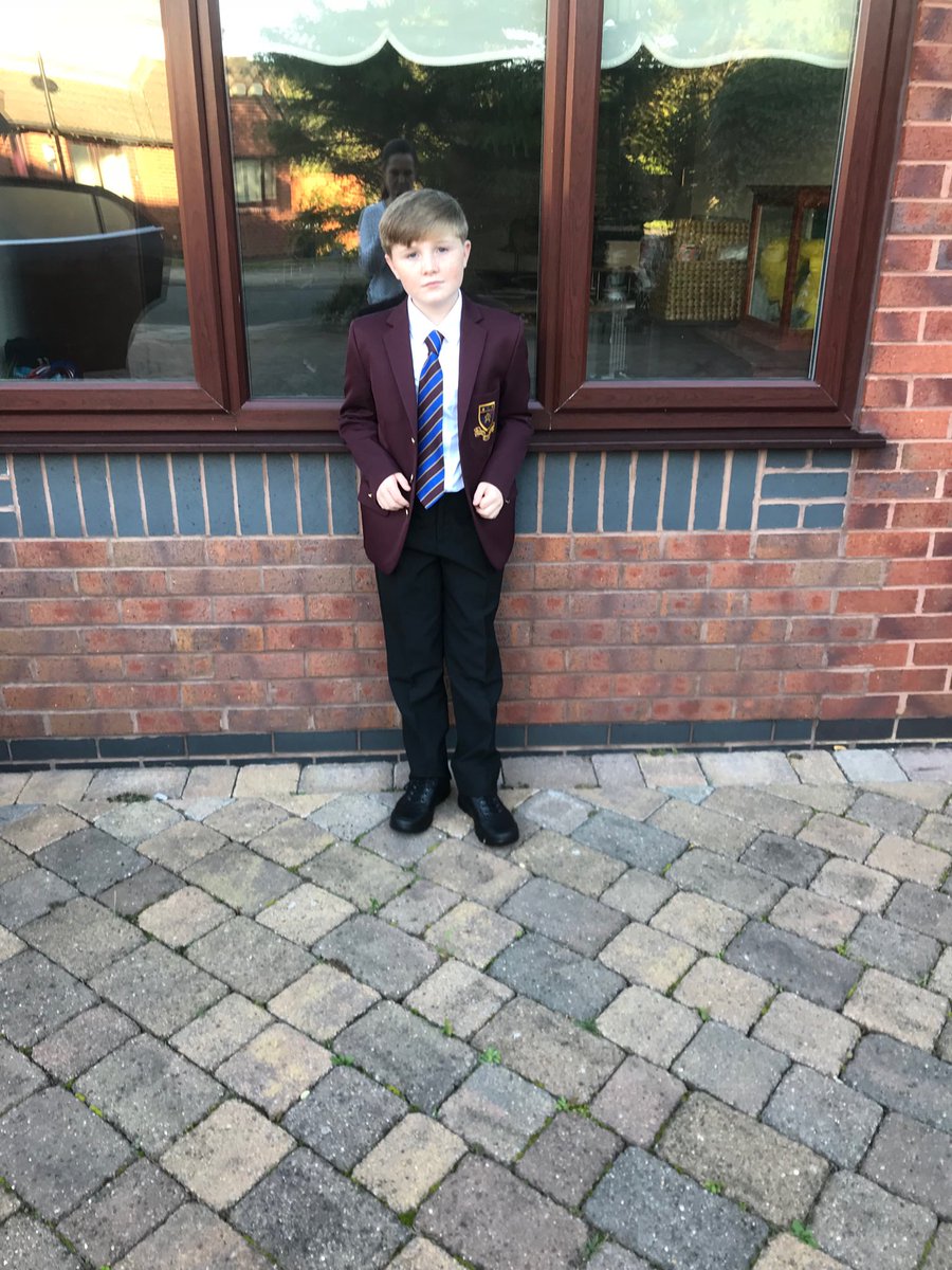 Cooper62Gary's tweet photo. Louie’s....Senior school 1st day #helovesschool https://t.co/wwyuB98sKC