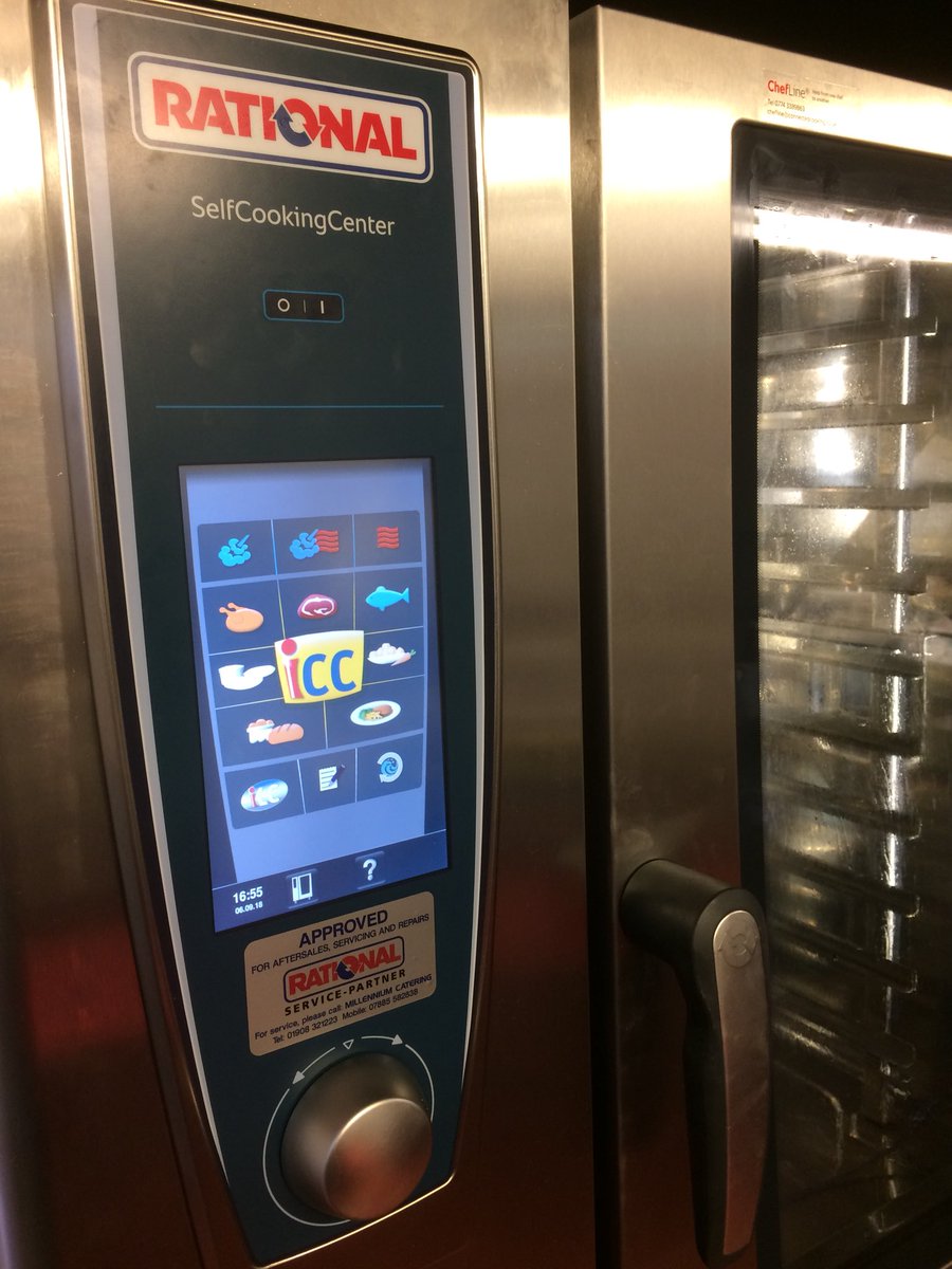 Head Chef Charles loving his new .@RATIONAL_AG oven following install this morning #rational #cookingequipment #happychef #ovens