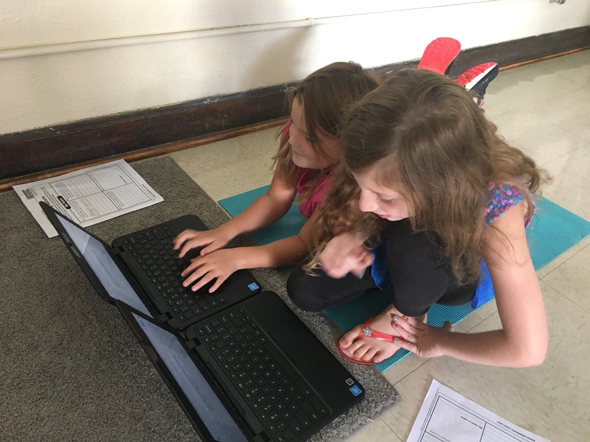 3rdBecker's tweet photo. 3rd graders learning how to type stories with google docs! #mcealwayslearning https://t.co/1kyLSOz0Kd
