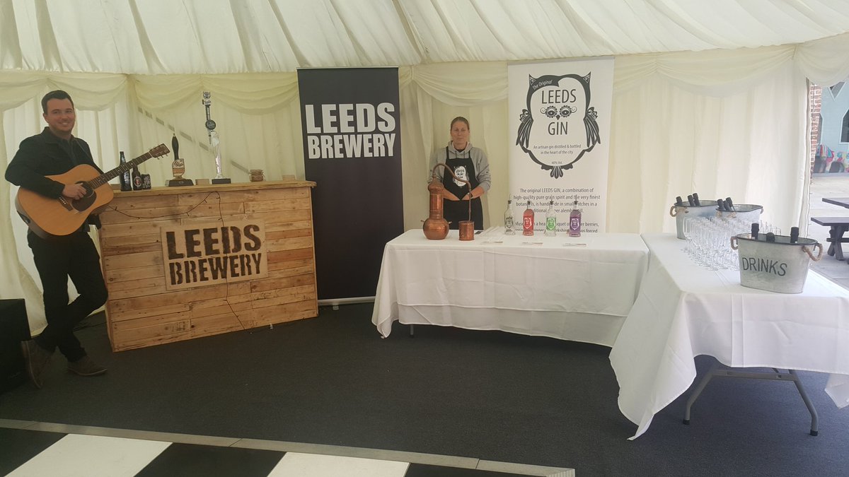 Grand opening commencing now.. all systems go! 

Make your way down! 
-bbq food
-free gin and beer tasting
-live music
 
Alongside our brand new refurbishment!!!

New vibes... 

#refurb #leedsbrewery #camerons #holbeck