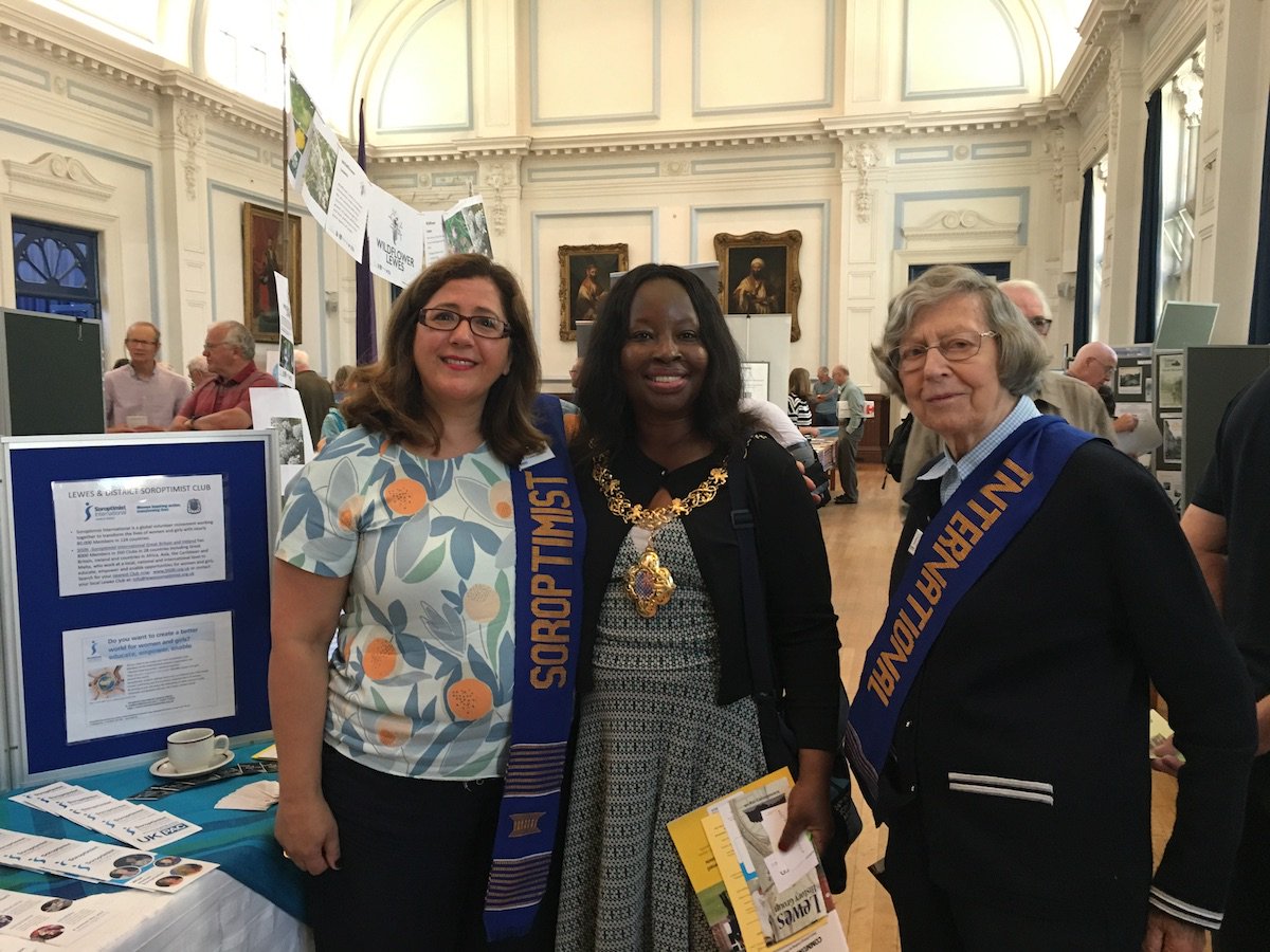 SI Lewes display at the Lewes Societies Fair last Saturday with Claire Bell, President Lara Khoury and Anne Hudson. @SIGBI1 <a href="/soroptitweet/">Soroptimist International</a>