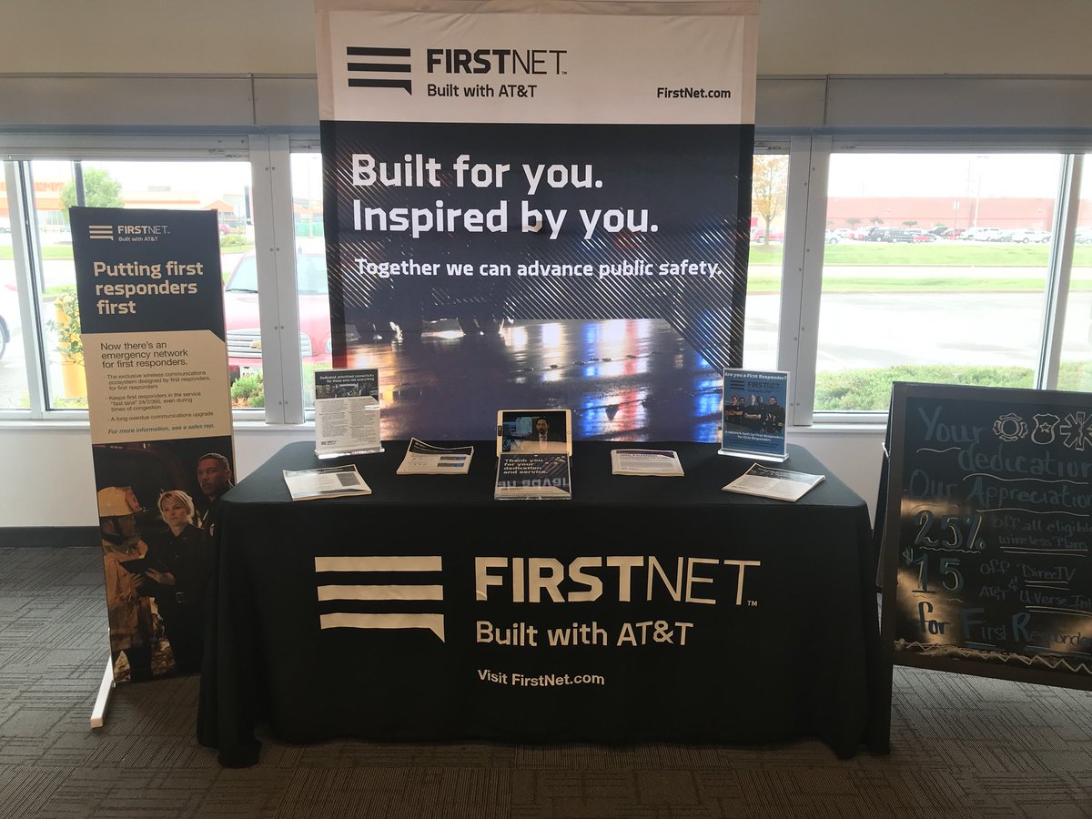 amanda_scaggs's tweet photo. Making things happen for Our First Responders today! @LorenMiller2004 @FirstNet @glm_warriors @TomMonahan10 @fjdevereux @joe_boxer44 @GreaterLakesMkt @FirstNetNews @KevinKooz https://t.co/kzMDutxdV5