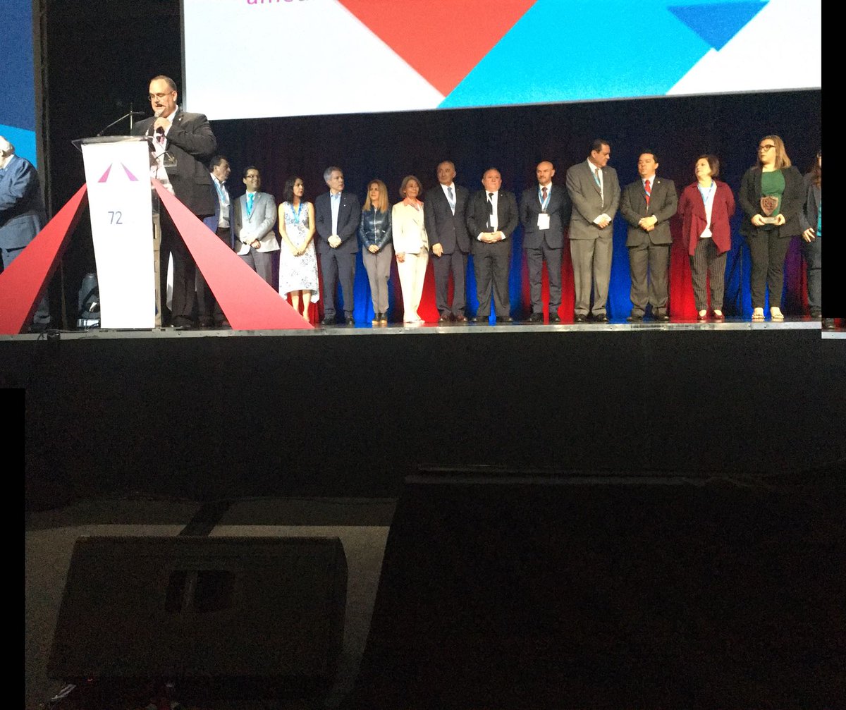 femarh1's tweet photo. Toma de protesta del nuevo consejo directivo de la Federación Mexicana de Asociaciones de Recursos Humanos, muchas Felicidades al nuevo Presidente Juan Carlos Arellano y a su consejo, les deseamos el mayor de los éxitos #Femarh https://t.co/Vd8PqZyqP3