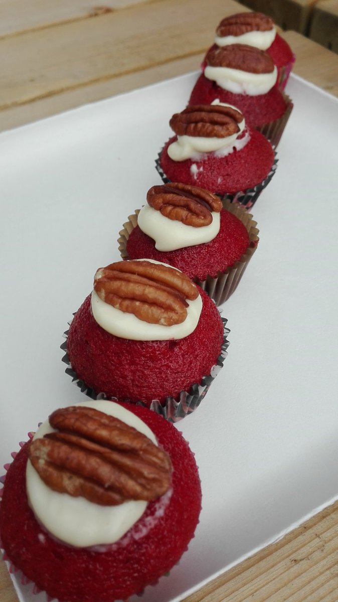HerlindePieters's tweet image. Gezocht: de bakker van deze heerlijke cupcakes #onesecurex #funafterwork #strongtogether