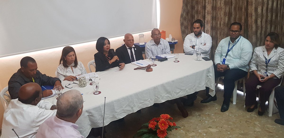 ProConsumidorRD's tweet photo. AHORA | @AninaDelCastill en encuentro con miembros de la Federación Nacional de Comerciantes Detallistas de Provisiones, #FENACODEP https://t.co/LkzxzjhUK6