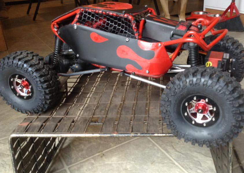 RedcatRacing's tweet photo. We love it when the customization of the rigs gets this action packed! It is like a #GotTalent show - but for RC customization!! EPIC stuff!! 
#Fast #Affordable #Fun
#RCLife #RCCrawler 
#Gen7 #Everest10 #RockslideRS10 
#RCMods #RCUpgrade
#CustomBuild #ModifiedRC
#FlexingCrawler https://t.co/6NEv6fcUjB