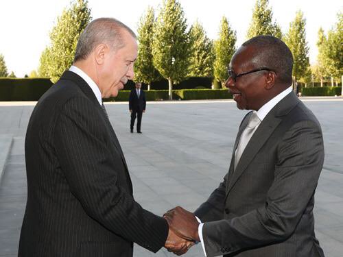 tcbestepe's tweet photo. Benin Cumhurbaşkanı Talon Cumhurbaşkanlığı Külliyesinde https://t.co/h3tRKiGhrL https://t.co/eVVT023O0a