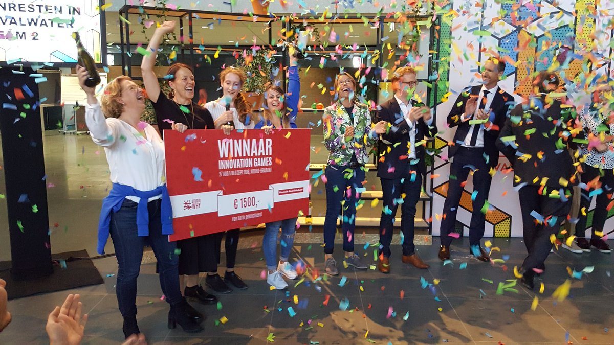 eweijtmans's tweet photo. The blues angels winnen de innovation games met dat slik je niet . Nu verder uitwerken met de gewonnen 1500 Euro samen met provincie waterschappen etc https://t.co/eVHeysFOWO
