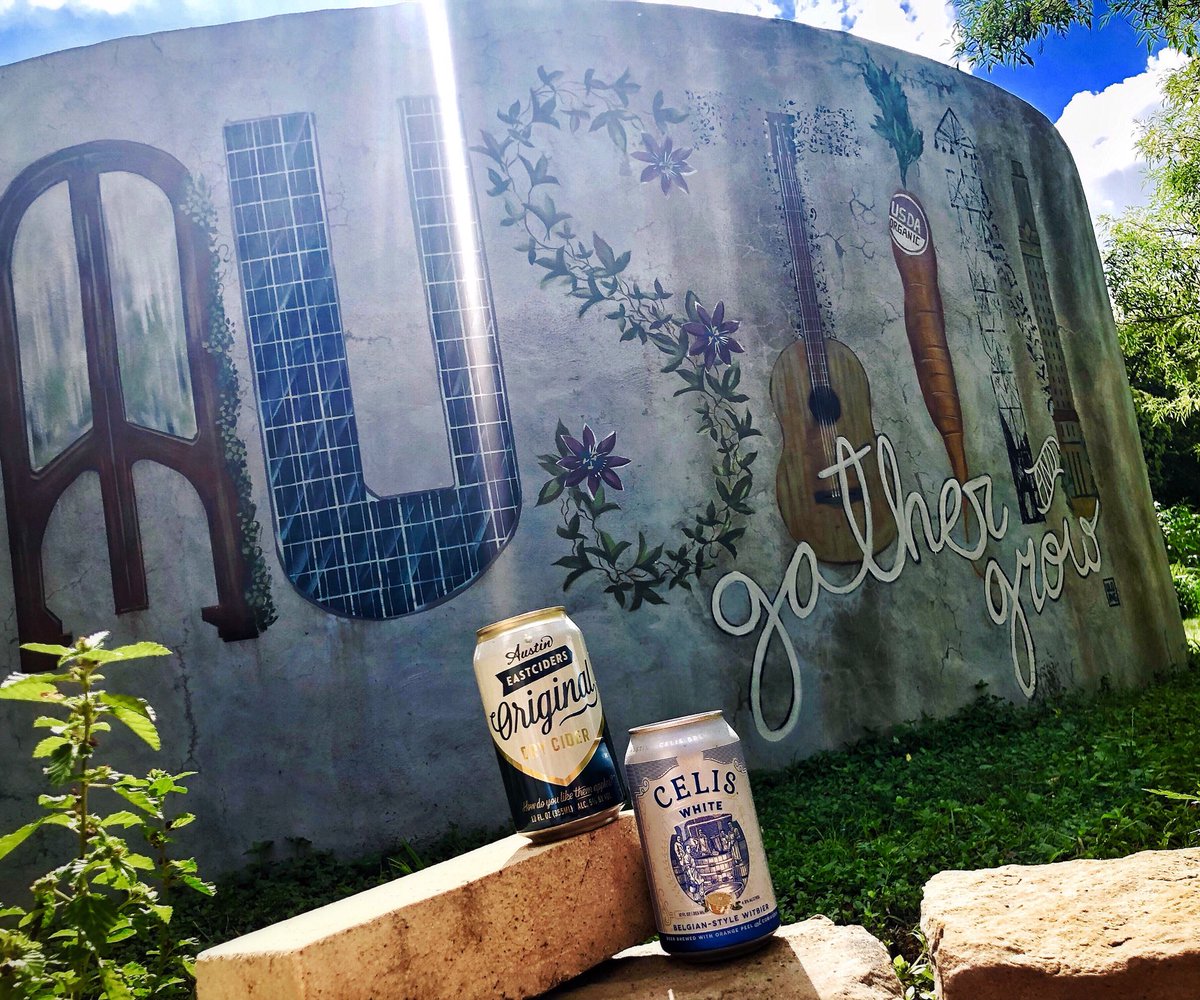 CelisBeers's tweet photo. Keeping it local 👀 #AustinCollab #ATXBeers #DrinkLocal #AustinEastCiders #CelisWhite https://t.co/fF8wGLWgmc