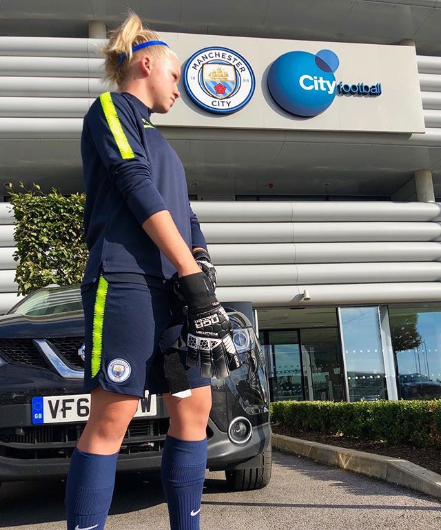 ngasoccer's tweet photo. Superstars rise to the occasion on the biggest stages. Good luck to @annaswyers. Take Manchester by storm. .
.
#ngasoccer #goalkeepergloves #nogoalsagainst #ngagoalkeeper #ngaevolution https://t.co/Pe2QTe7lfn https://t.co/ahp8pTue92