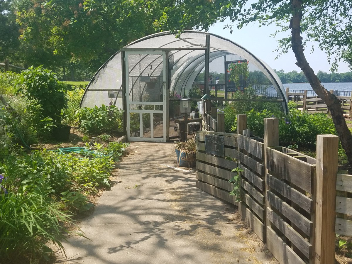 RedBankBttlfld's tweet photo. Don't wait until next year to visit the Butterfly House! The Butterfly House is open Thursdays through Sundays from 12pm to 4pm this summer. Thank you to the Gloucester County Certified Gardener who work hard to maintain the gardens and provide fun tours of the Butterfly House! https://t.co/R7VpMseUAG