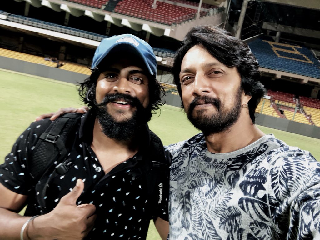 KicchaSudeep's tweet photo. My bst wshs to #AruGowda n Bigboss contestant n friend #SheetalShetty n also to the entire team for their release tmrw #PathiBeku.Com ...
may success be urs...
cheers n mch luv. 🤗 https://t.co/UYUaisAH7g
