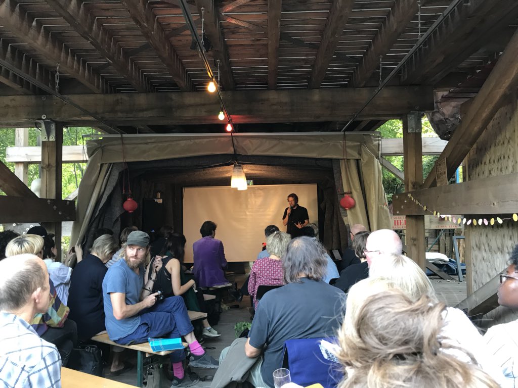 manuelehlers's tweet photo. Auftakt #experimentdays 2018: Boden ist Gemeingut. Holen wir uns die Stadt zurück. https://t.co/Ux1IAGKzT9
