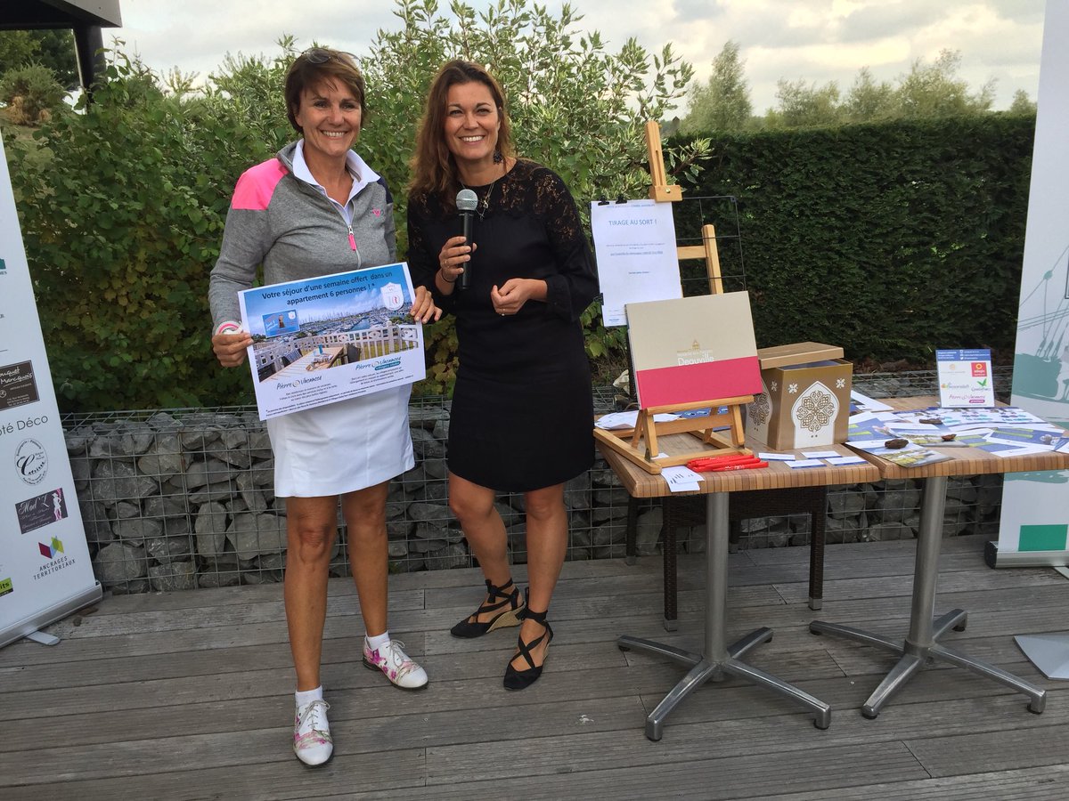VirginieLagache's tweet photo. #PVCI partenaire du #golfdeMérignies . bravo aux vainqueurs !! https://t.co/lAW3Kn13T6
