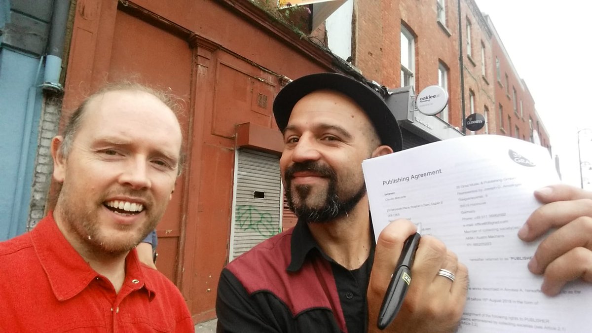mongrelstate's tweet image. In a forced break from gigs, we're very happy to share some good news: we just signed a publishing/licensing contract with the beautiful people at @35Grad Looking forward to working with them @MusicFrmIreland @Orphan_Studios @robinballaudio @PeteMurphyPR @williekellydrum #happy