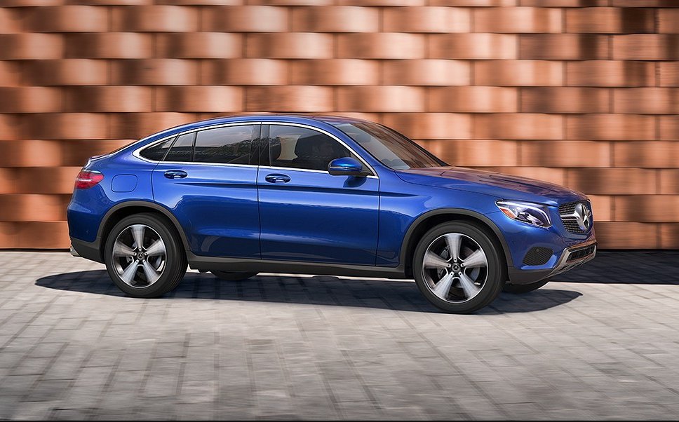 mbfortwayne's tweet photo. Make new #memories in your Mercedes-Benz. https://t.co/I6GjfCMQEm