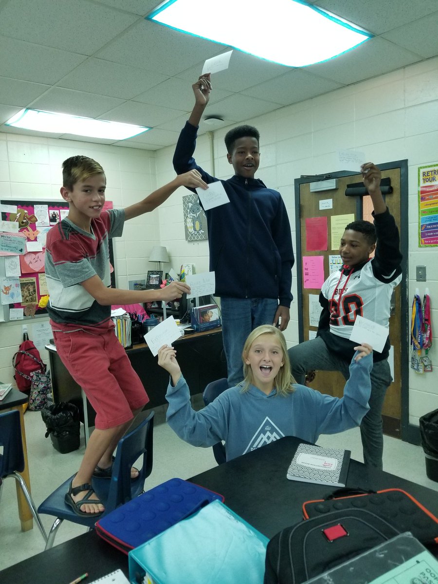 EricaFox_EdD's tweet photo. Charting plot in a Pixar short before we reflect on our own stories #plotmountain #betterreadersandwriters #iteachmiddleschool #alamle #middleschoolmatters @simmonsbucs https://t.co/fVA14suItH