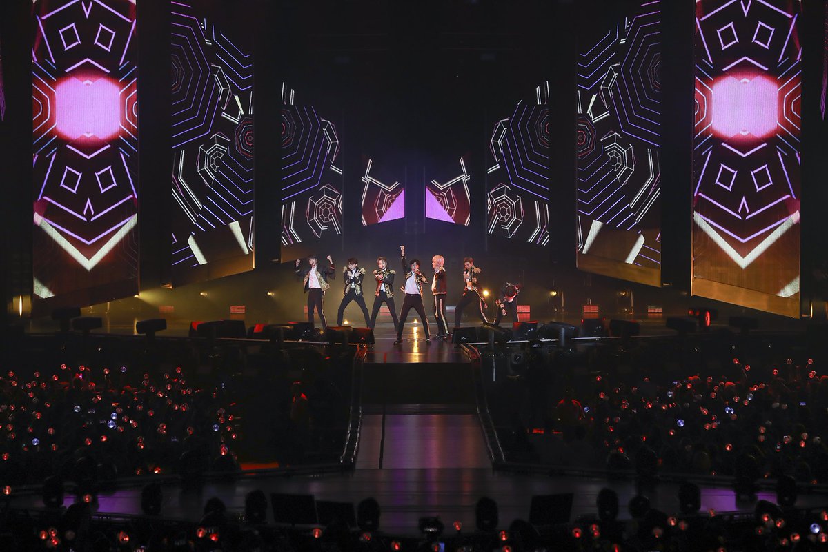 etnow's tweet photo. We're still crying after seeing our boys @BTS_twt in their 🔥🔥 opening night of #BTSLoveYourselfTour! ARMY, get ready for vocals, looks and choreo from these kings 🙌 #BTSWorldTour https://t.co/B5is3rJO0b