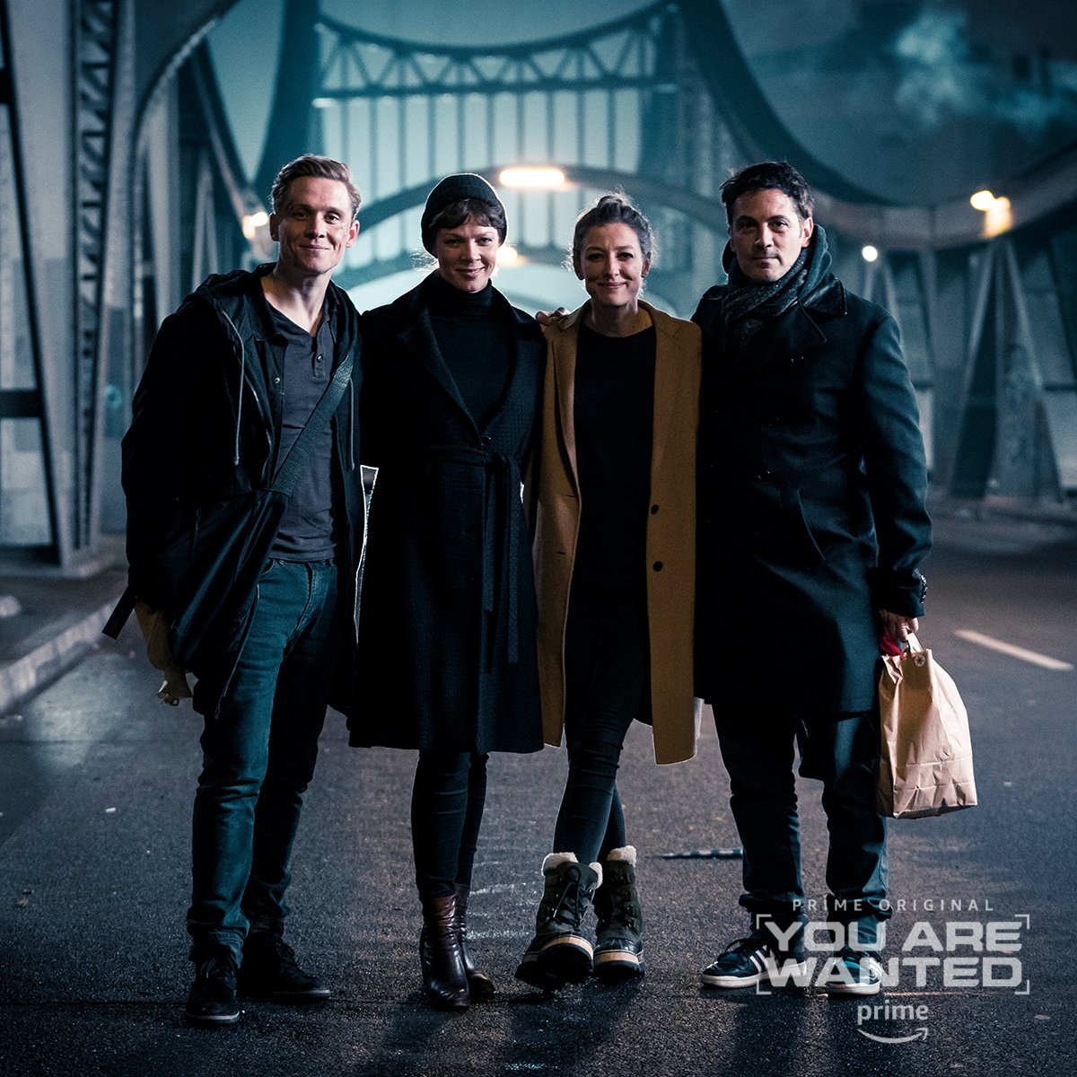 youarewanted's tweet photo. Eine einfache Brücke wird zum spannenden Schauplatz in #YouAreWanted 2. #BehindTheScenes https://t.co/HGbw5XPx1l